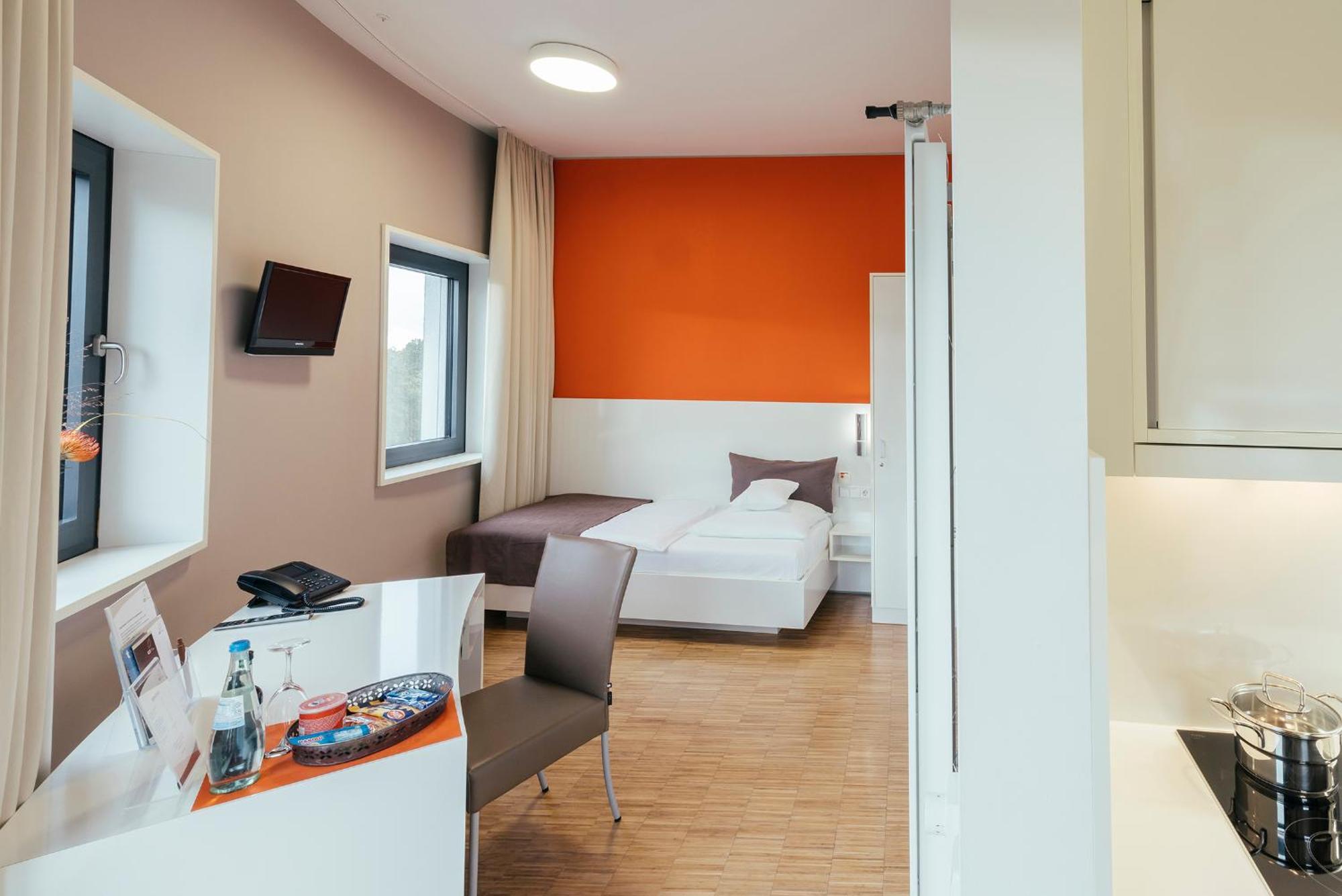 Gzt Das Gaestehaus Тюбинген Экстерьер фото