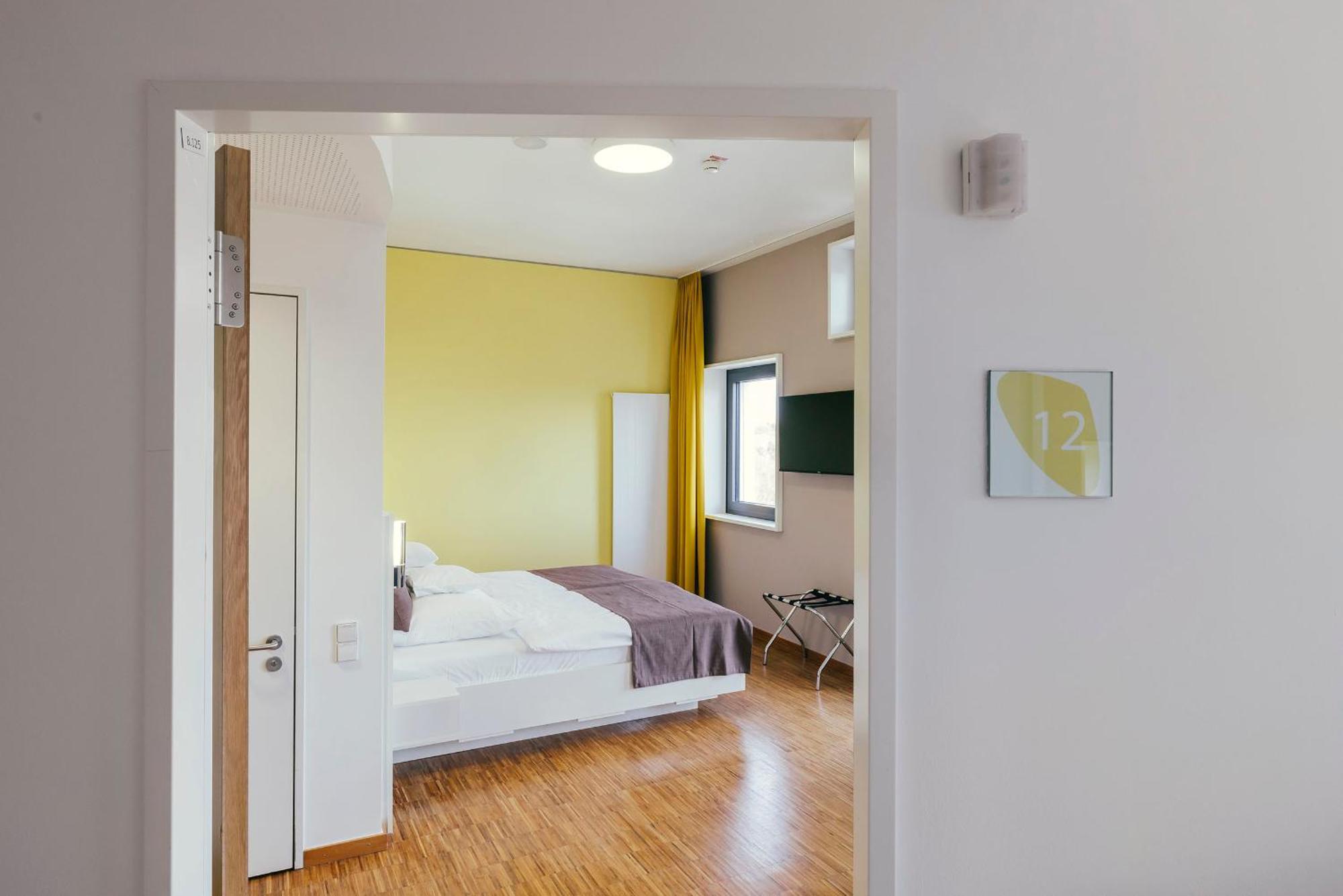 Gzt Das Gaestehaus Тюбинген Экстерьер фото